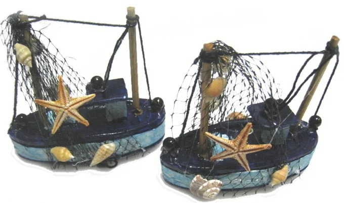 Mini Painted Boat with Decor over Resin 3”W